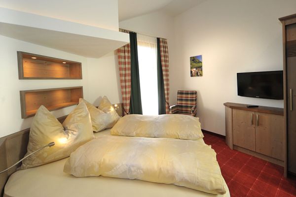 Gemütliches Schlafzimmer im Appartement im Landhaus Katharina in Ramsau am Dachstein